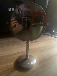 [28]	rusty vintage vanity mirror 14.5 x 7.75