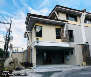 4-BR LUNTALA TOWNHOUSE at Valle Verde for SALE!