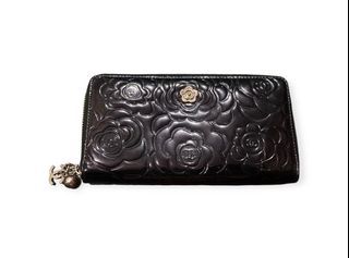 🌺 CHANEL Camellia Long Patent Zipper Wallet 🌺