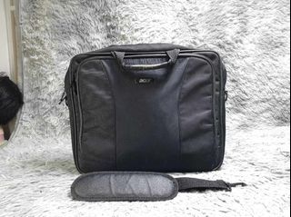 Acer Black Zipper Laptop Bag