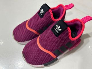（分類：）位於 。 由 penguindodo 提交（商品編號 1301859927，圖片 1）。簡介： 。