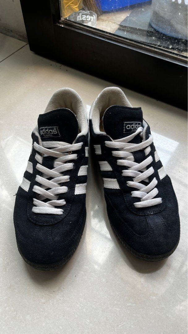 Adidas Samba vintage size 39 Fesyen Pria Sepatu Sneakers di Carousell