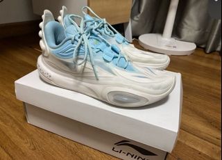 (Category: ) located in . Submitted by shoesausa (Listing ID 1301988551, Image 1). Description: .