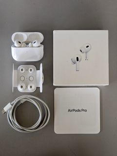 Apple Airpods Pro 2nd Generation with Magsafe Charging Case