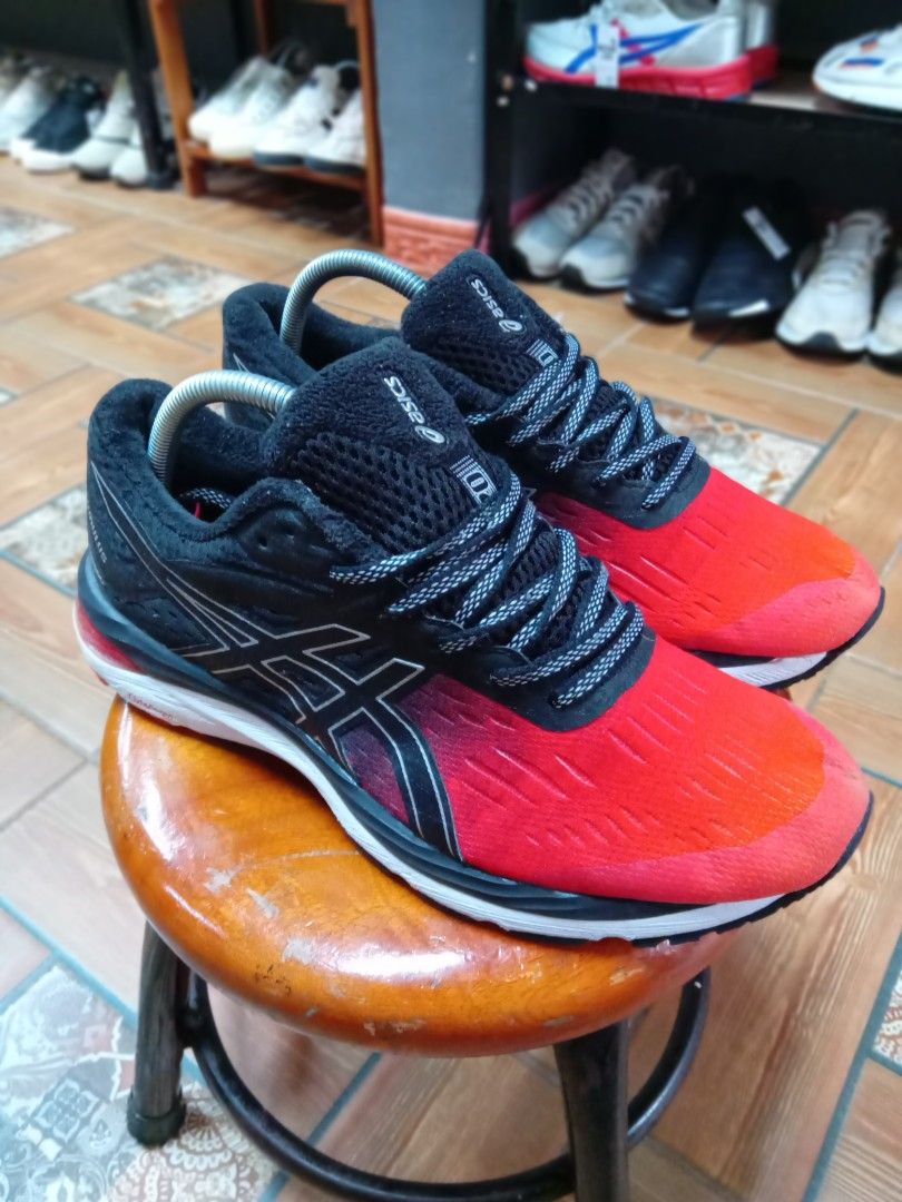 ASICS GEL CUMULUS 20 Fesyen Pria Sepatu Lainnya di Carousell