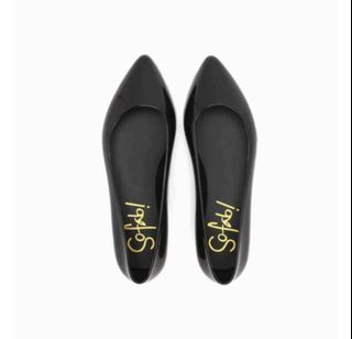 Black flat doll pointed shoes so fab