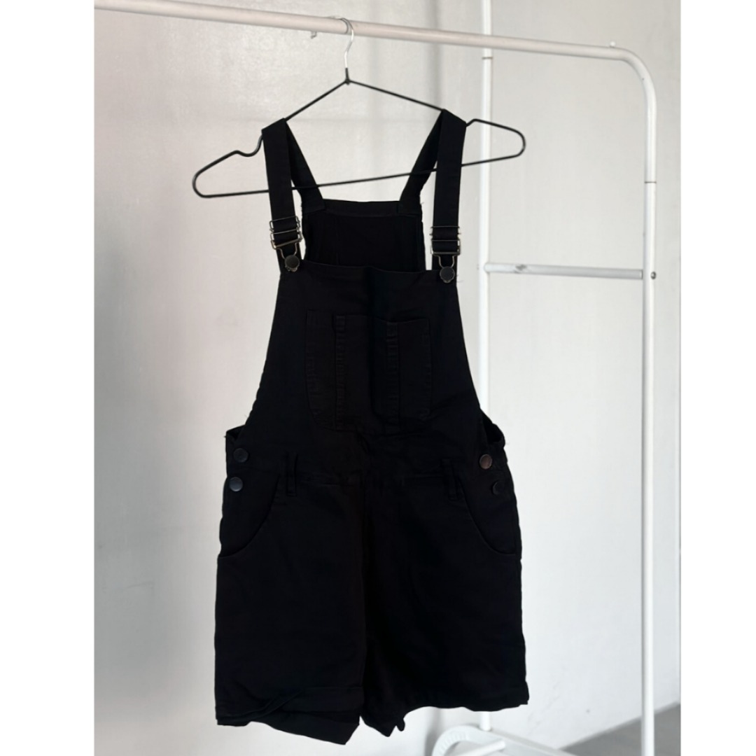 Black jumper shorts online