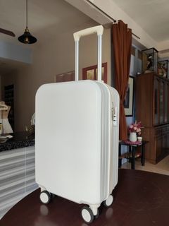 Bnew Korean Design Luggage Cabin size with 360deg Wheels Hardcase With Security Lock