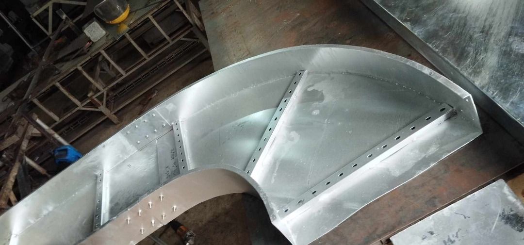 Cable tray fabricator wireway with rungs HDG metalworks, Commercial ...