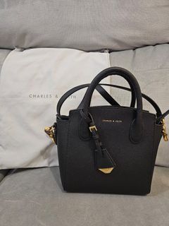 Charles & Keith - Classic Double Top Handle Bag (Black)