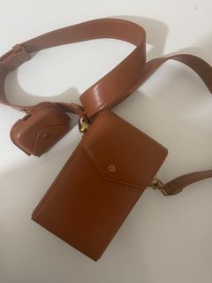 (Category: ) located in . Submitted by rebagpreloved (Listing ID 1301994088, Image 1). Description: .