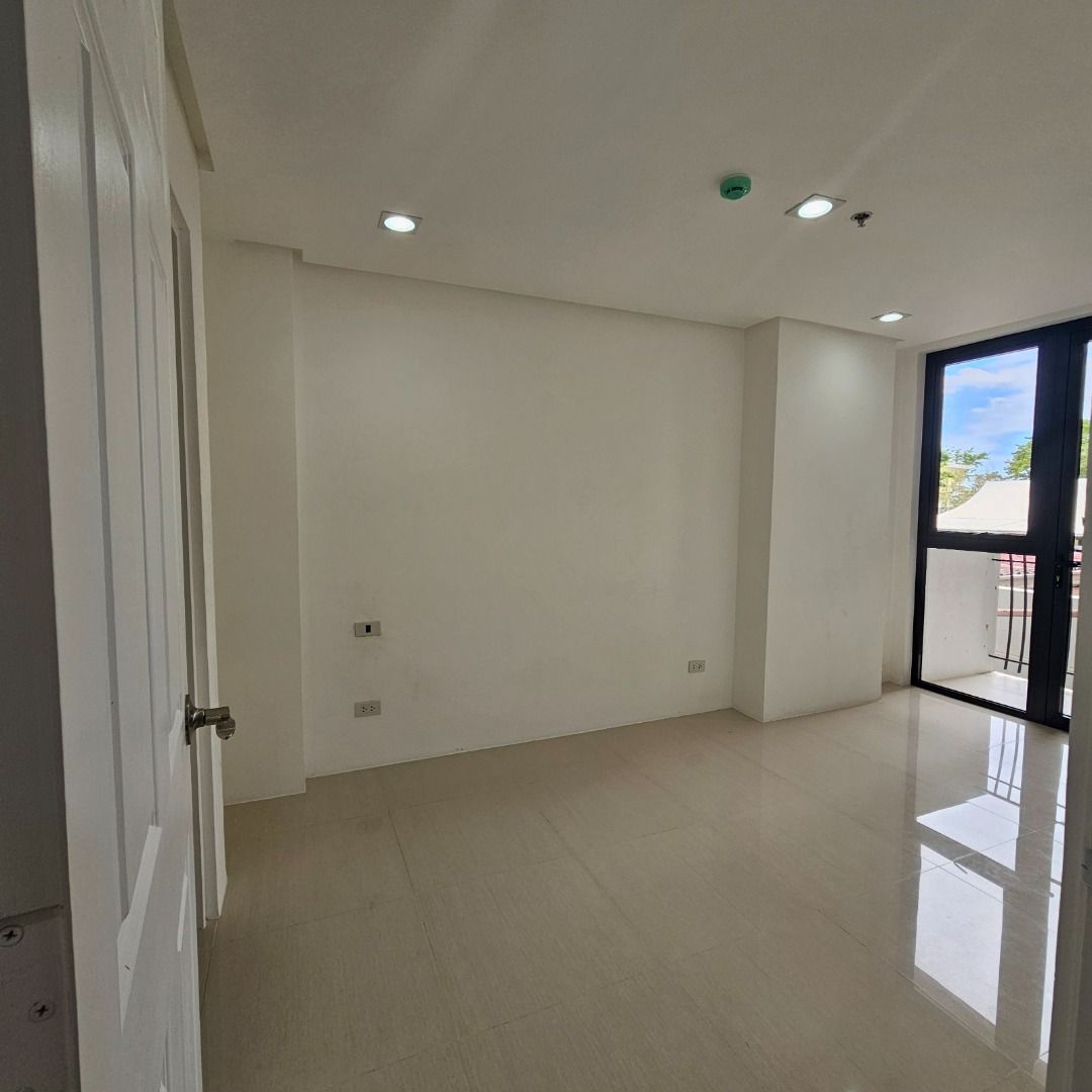 Condo For Lease in One Pontefino Tower, Batangas City, Property