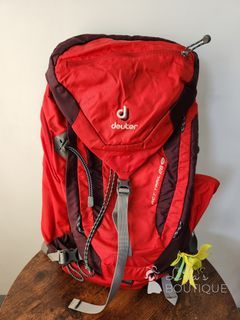 Deuter Women's Act Trail 28 SL Hiking Backpack