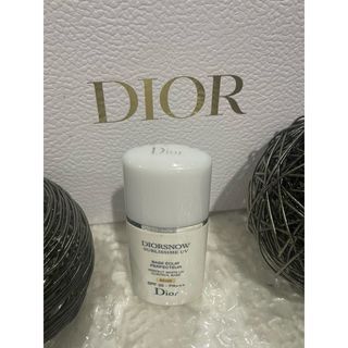 Dior snow foundation