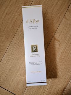 [discontinued/limited ed] d'alba moist fresh sun mist sunscreen spray