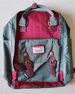 Doughnut Backpack Forest Green x Wine Red