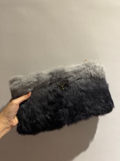 (Kategori: ) berada di . Dikirim oleh declutterwithcoco (ID iklan 1302031021, Gambar 1). Deskripsi: .