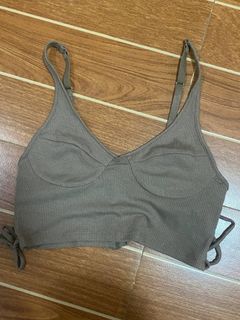 (Category: ) located in . Submitted by deeclutteredcloset (Listing ID 1301930662, Image 1). Description: .