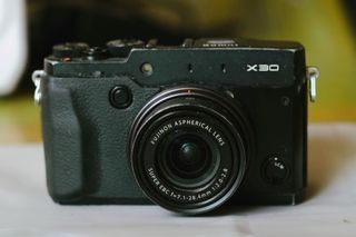 Fujifilm X30 compact point and shoot