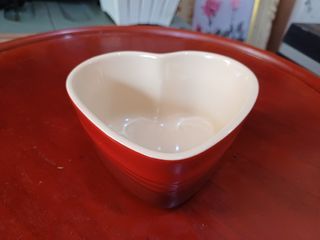 Le Creuset heart shape bowl