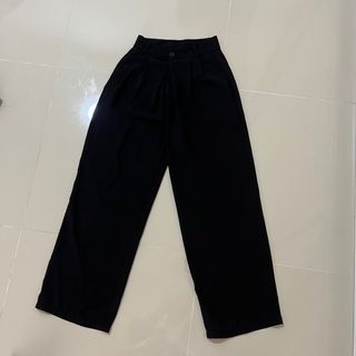 (Category: ) located in . Submitted by beeryl (Listing ID 1301953926, Image 1). Description: .