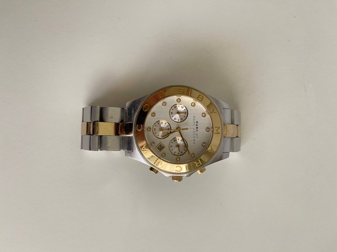 Marc Jacobs two tone watch (Category: Women's Watches) located in Paranaque City. Submitted by inmycloset08 (Listing ID 1301931311, Image 1). Description: Authentic with box Needs battery change With scratches when you look closely but still looks nice in person via lalamove pick up only .
