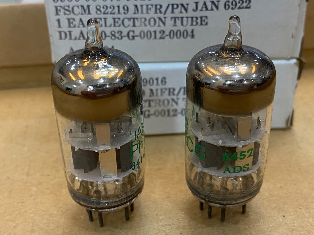 Deux Tubes 6922 / 6DJ8 / ECC88 Philips ECG (USA ; JAN) - Neufs Sous Emballage