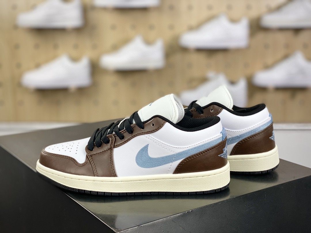 Air jordan low gs 2025