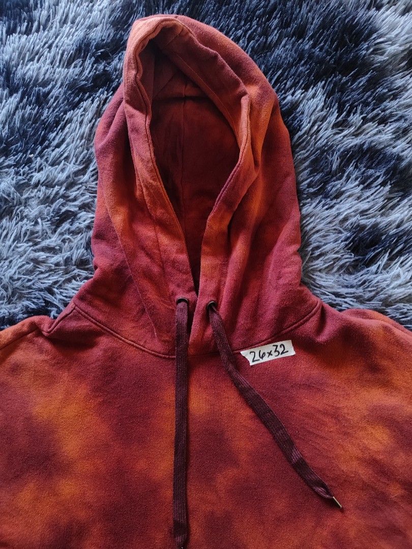 No boundaries tie dye pullover hoodie XL Men s Fashion Coats Jackets and Outerwear on Carousell