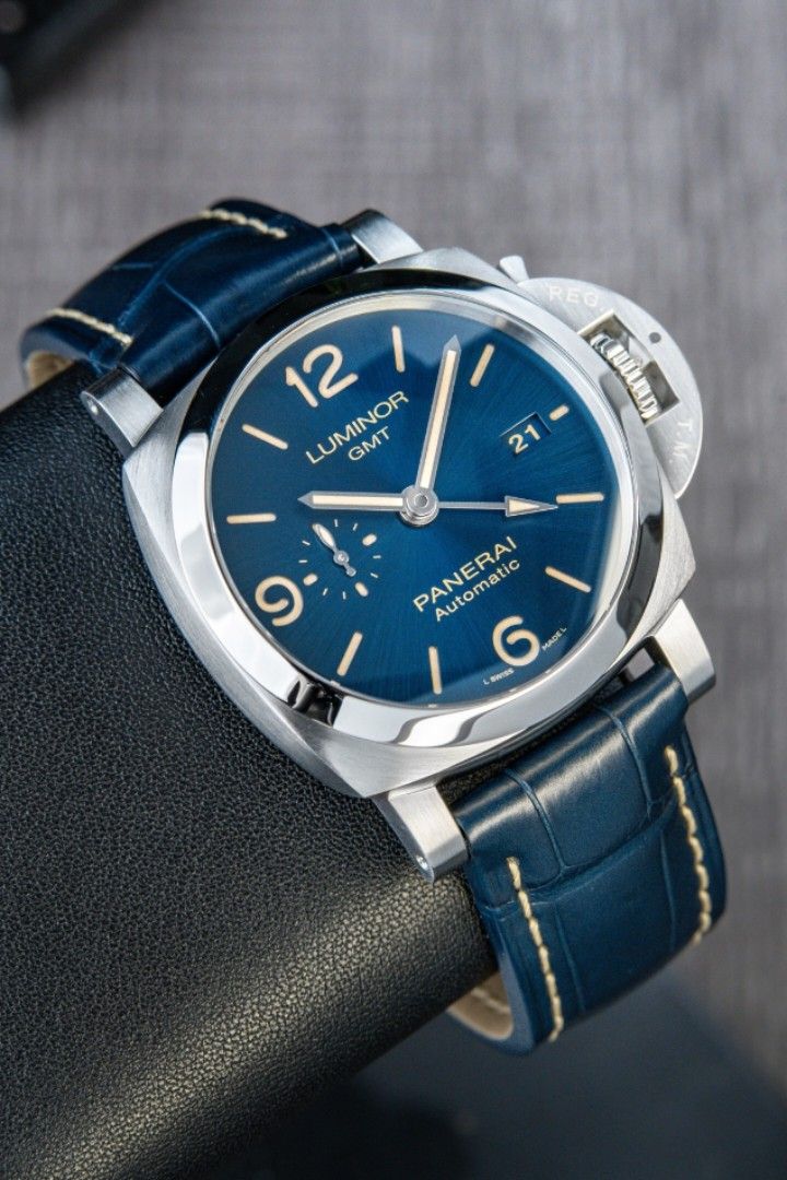 Panerai 1033 GMT Blue 44mm (Category: Luxury Watches) located in Mandaluyong City. Submitted by 88nac (Listing ID 1301954014, Image 1). Description: 368k Panerai 1033 GMT Blue 44mm Transparent case back Full set Foreign AD - 2020 PM for inquiries.