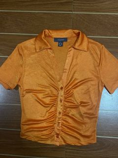 (Category: ) located in . Submitted by deeclutteredcloset (Listing ID 1301931760, Image 1). Description: .