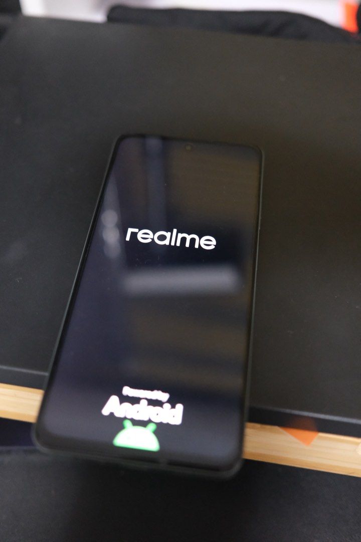 Realme 12 5G (Category: Realme) located in Manila. Submitted by nix1203 (Listing ID 1302021260, Image 2). Description: For sale Brand New Realme 125G Woodland Green Complete with Box.