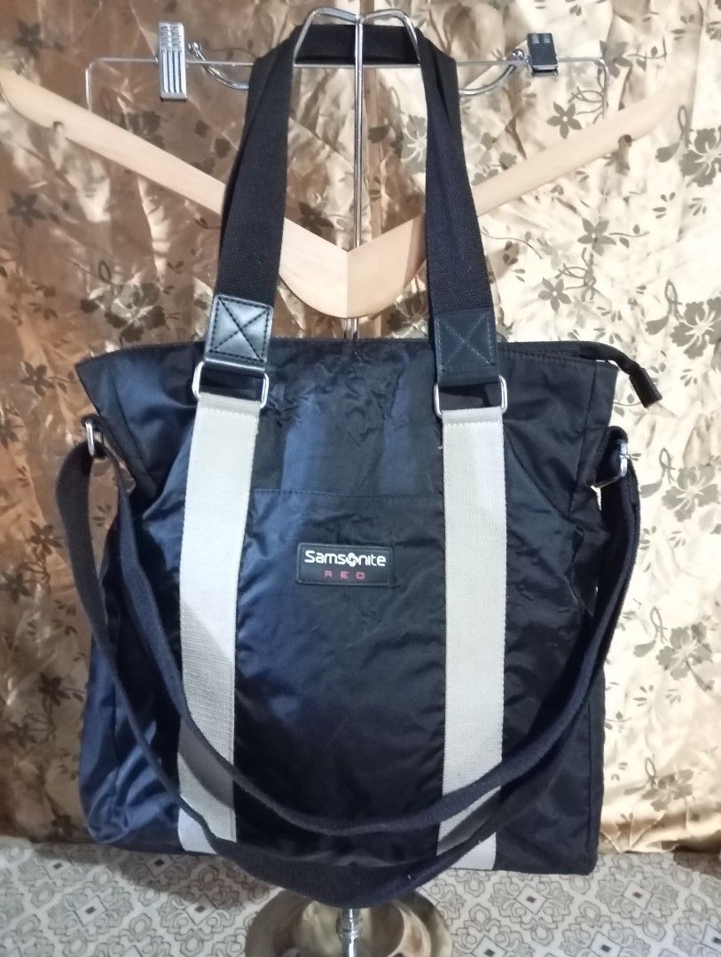 SUPER SALE!!! Samsonite Red Two Way Bag (Category: Announcements) located in Iligan City. Submitted by ileganteph (Listing ID 1301922658, Image 1). Description: In good condition Normal signs of use with etikita and code.