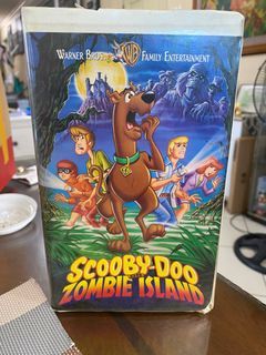 Scooby-Doo on Zombie Island VHS in Original Clamshell Case Scooby Doo Movie Cartoons - Used preloved