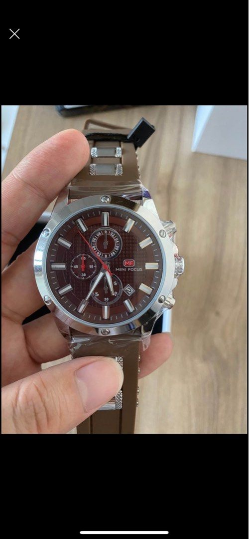 Watch in cheap price outlet