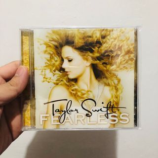 Taylor Swift - Fearless (with Love Story Mosaic Poster) (Target Exclusive)