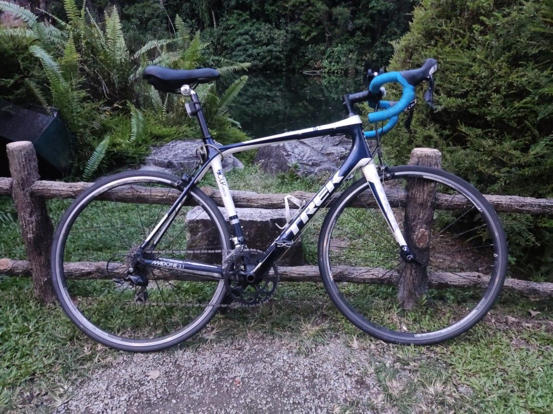 Trek Madone 3.1 58cm Lightweight carbon Shimano 105 2012 Bicycle Racing Road Bike L XL Sports Equipment Bicycles Parts Bicycles on Carousell