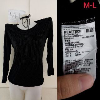 Uniqlo Heattech Black Stretchy Longsleeves Large in size