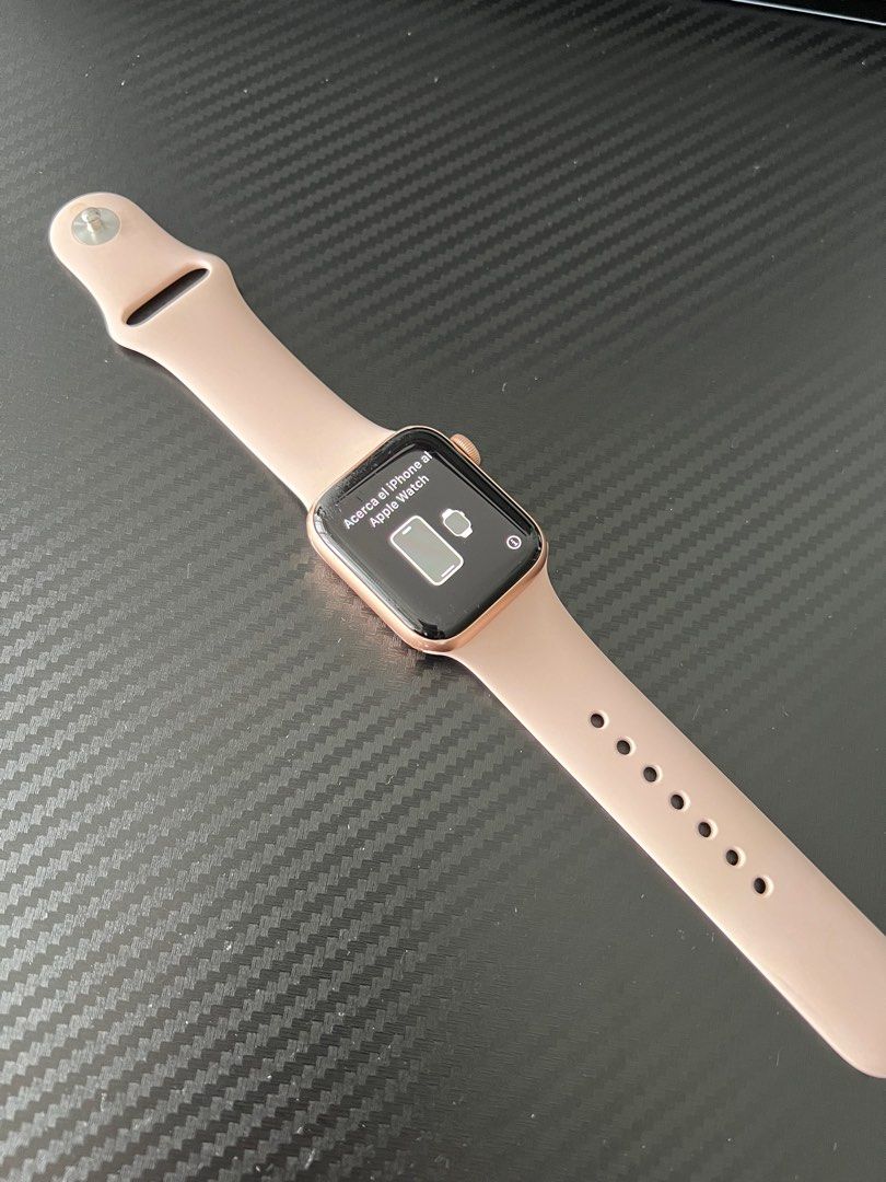 Used Apple Watch Series 6 40mm Mobile Phones Gadgets Wearables Smart Watches on Carousell