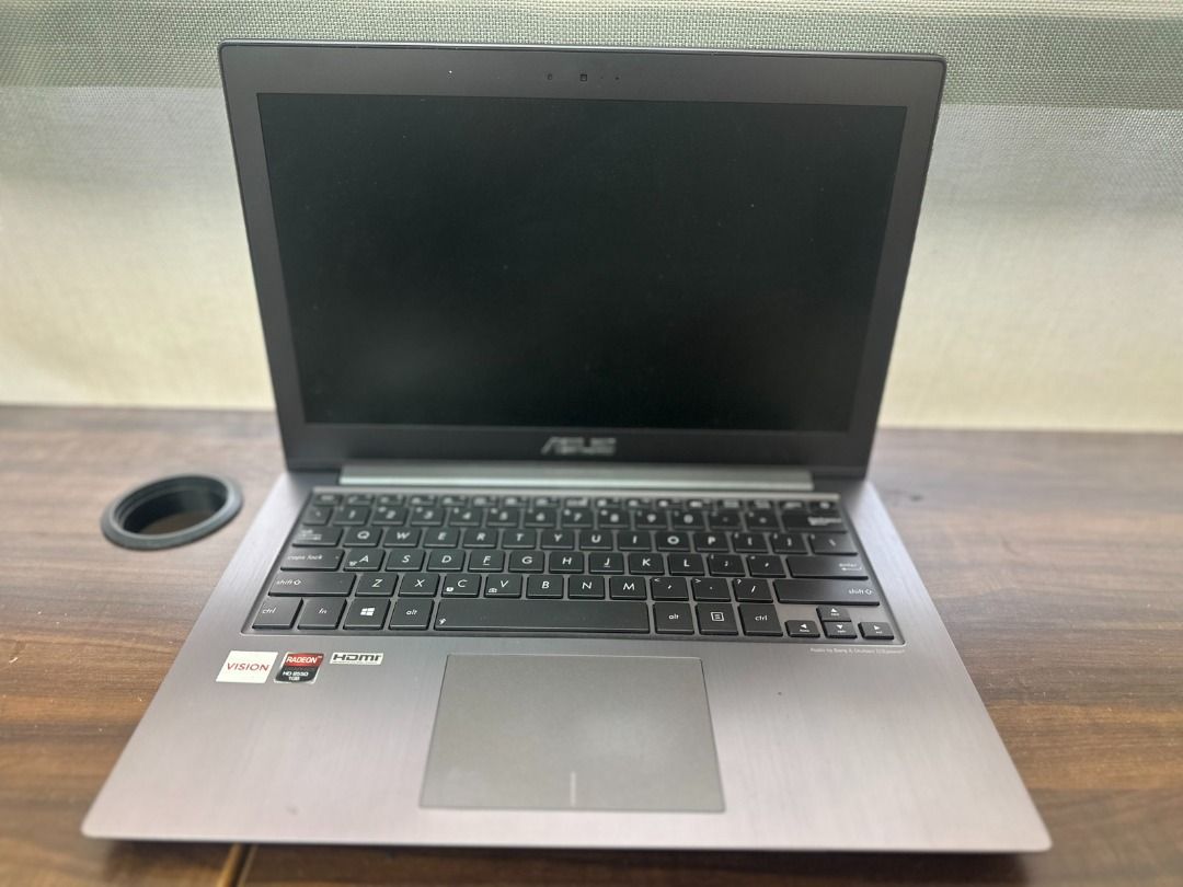 Used Asus U38D Notebook PC with Laptop Charger!! (Category: Laptop Bags & Sleeves) located in Quezon City. Submitted by parabellum_outlet (Listing ID 1301902796, Image 1). Description: OS: Windows 10 Pro 64-bit CPU: AMD A4/A6/A8/A10 Trinity 32nn Technology RAM: 9.00GB Dual-Channel DDR3 @ 674MHz (9-9-10-24) Motherboard: ASUSTeK Computer INC.U38DT (PO) Graphics: -Generic PnP Monitor (1366x768x64Hz) -ATI AMD Radeon HD 7600G (ASUStek Computer Inc) -A