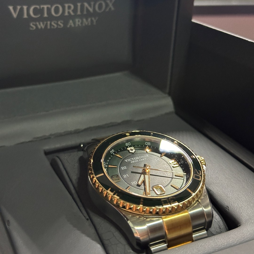 Victorinox Watch Maverick Large Luxury Watches on Carousell