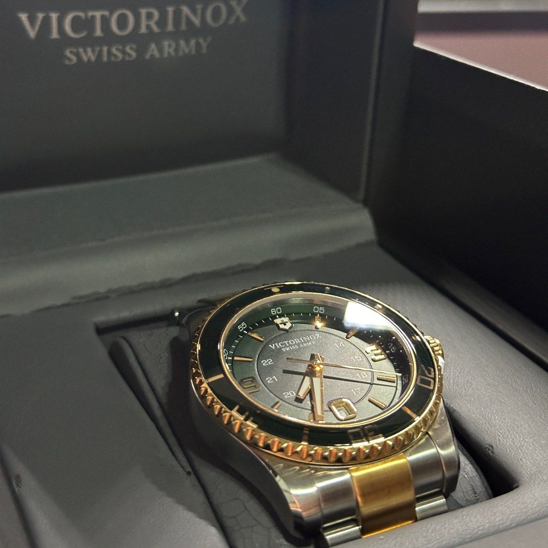 Victorinox Watch Maverick Large