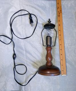 Vintage Electric Lamp Untested