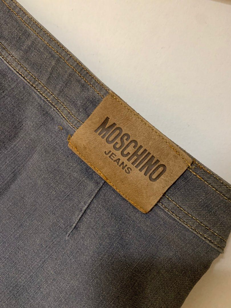 Vintage Moschino Skirt (Category: Skirts) located in Noveleta. Submitted by mrcrsole (Listing ID 1302014156, Image 3). Description: S25-26 RFS: Decluttering Price is still negotiable No low ballers 2 day reservation only MOP: Gcash only .