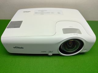 由 projetors (刊登 ID 1302011822，圖片 1) 提交，位於 的 (類別：)，說明：。