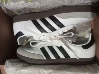 White Adidas Samba Shoes ( READ DESCRIPTION!! )