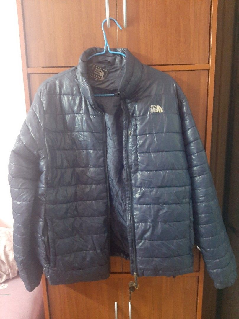 Winter Jacket (Category: Activewear) located in Kuala Lumpur. Submitted by sal71 (Listing ID 1301883540, Image 2). Description: .