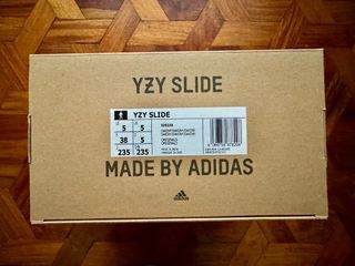 Yeezy Slides Dark Onyx