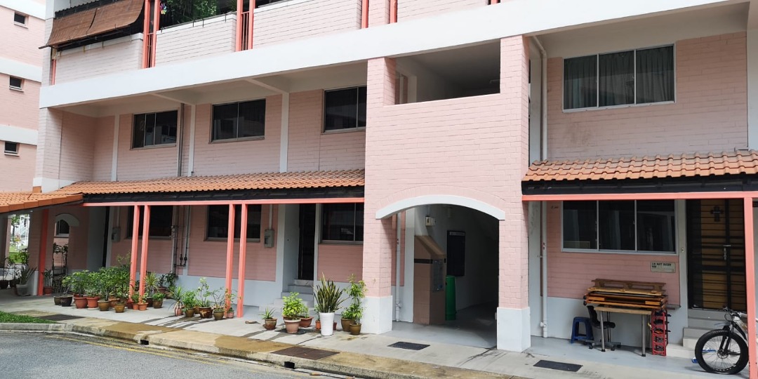 (Category: ) located in . Submitted by Pokalulu (Listing ID 1302066048, Image 1). Description: .