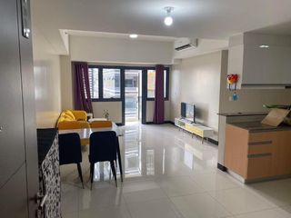 2BR Bedroom For Lease at Salcedo Skysuites Condo For Rent near Terraces Garden Tower Two Roxas Triangle One Roxas Triangle condo Park Central Towers for One Central Two Central